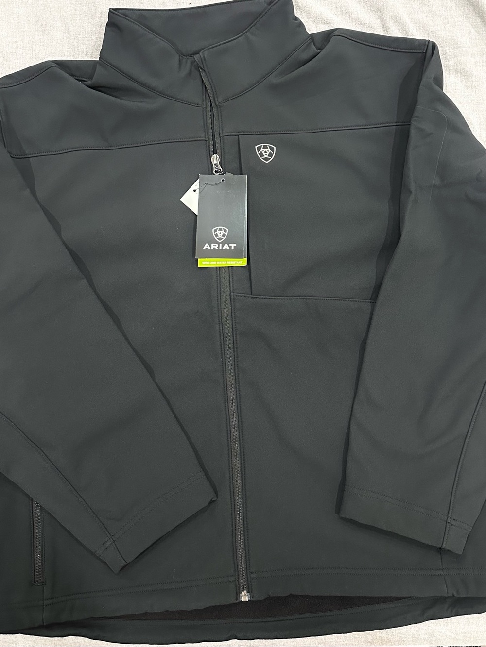 Ariat Men's Black Full-Zip Lightweight Jacket